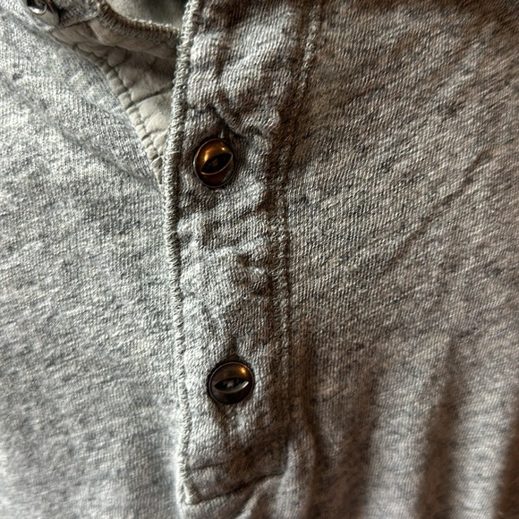LUCKY Brand Grey Henley w/buttons - L - Picture 3 of 7